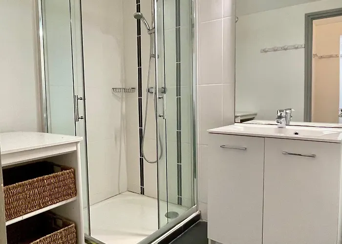 Maison Confortable Pres De La Plage, Terrasse Et Equipements Modernes, Calme - - Fr-1-231-61 *